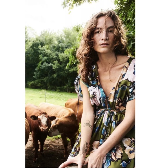 NWOT Zara Floral Print Flowy Junpsuit - Picture 3 of 6